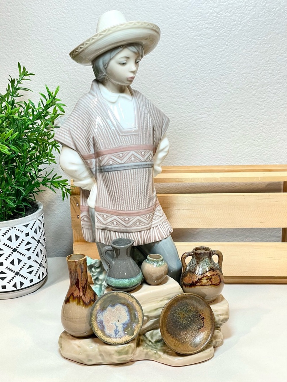 Lladró “South of the Border” Retired Porcelain Figurine | No Box EUC